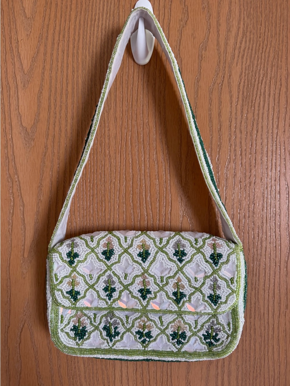 *Viral* Handmade Perfect Beaded White Green Shoulder Bag Purse